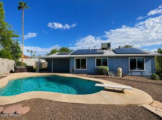 2031 E VISTA Drive, Phoenix, AZ 85022