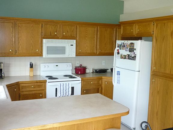 4th image of 3616 Lenters Dr