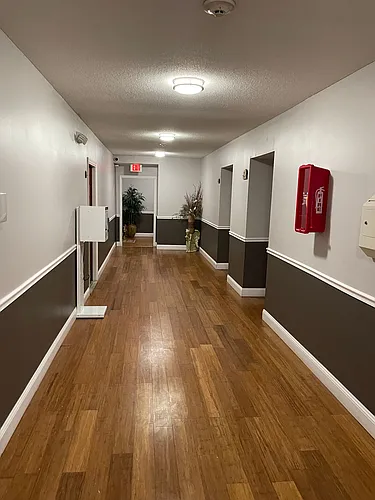 289 Center St #291 Photo 1