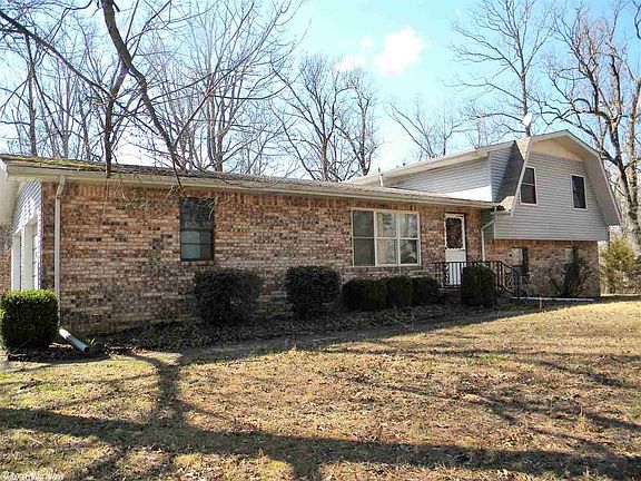 2nd image of 307 Dogwood Dr