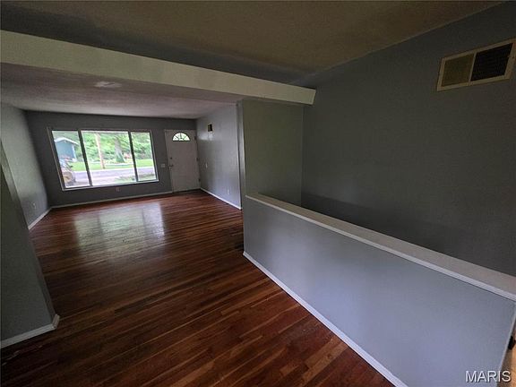 4th image of 10822 Hallwood Dr