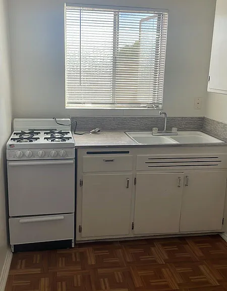 7003 Rita Ave #P — Photo 3