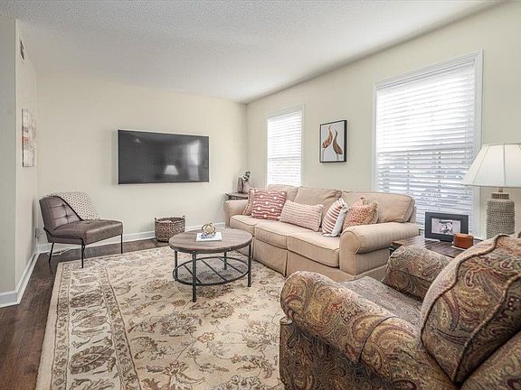 4th image of 873 S Yates Rd APT 2