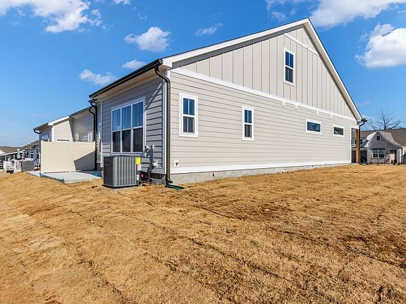 5th image of 525 Byres Ct