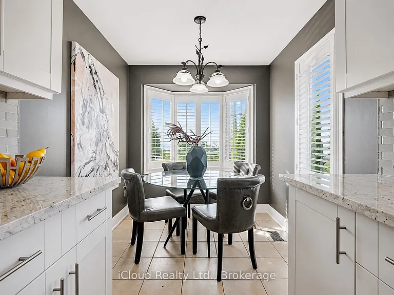629 Angela Ct — Photo 2
