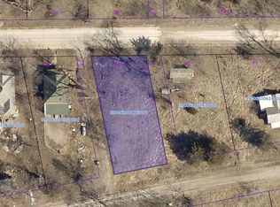 0 School St, Mystic, IA 52574