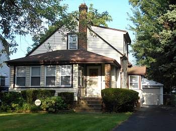1st image of 364 E 250th St