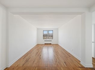 20-12 Seagirt Blvd #3E, Far Rockaway, NY 11691