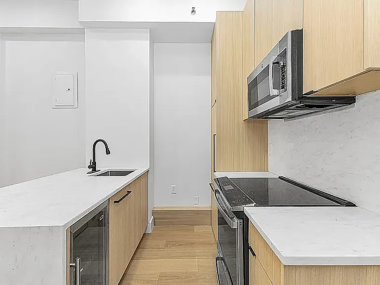 19 Saint Marks Pl #4A — Photo 3