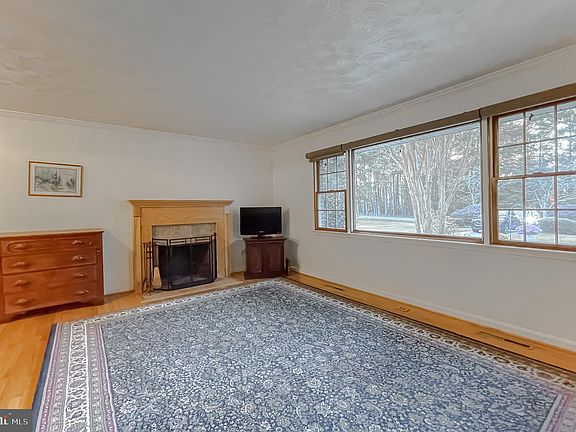 4th image of 23527 Town Creek Dr