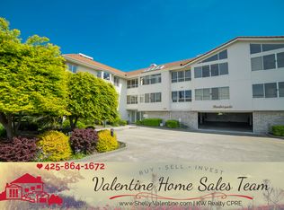 233 3rd Ave S APT 205, Edmonds, WA 98020