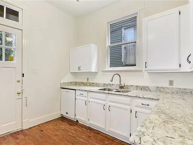 10 Neron Pl — Photo 8