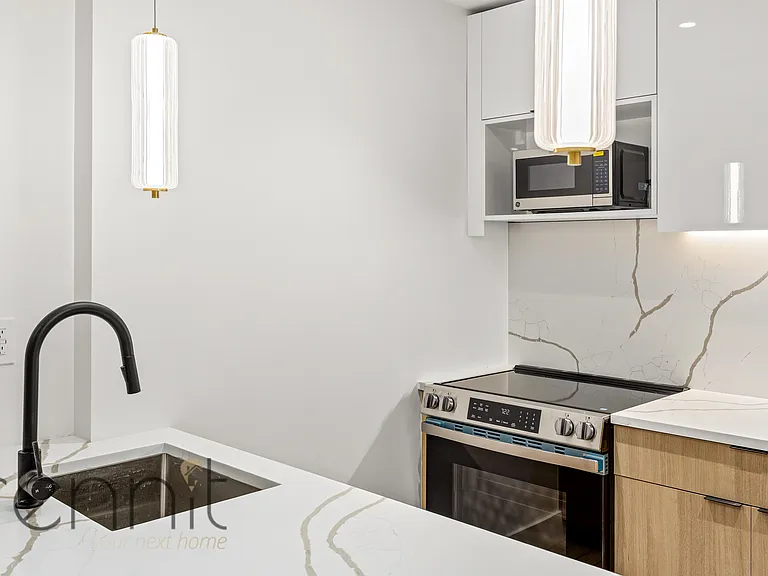 2402 Cortelyou Rd #524 — Photo 8