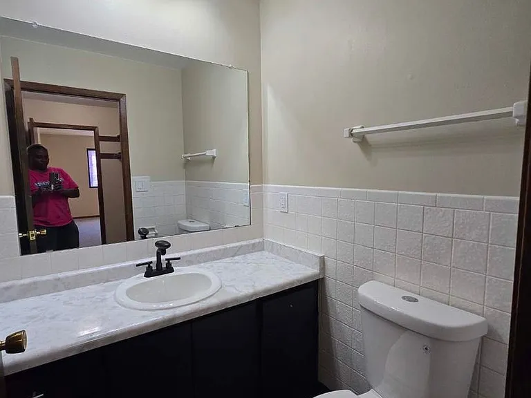 4244 N 104th St #3 — Photo 3