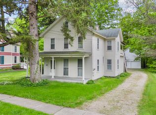 27 Washington Rd, Woodbury, CT 06798