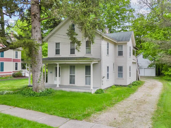 27 Washington Road, Woodbury, CT 06798