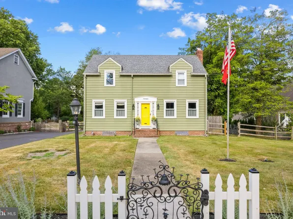 611 Grove St, Haddonfield, NJ 08033