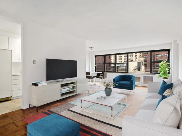 347 East 53rd Street image 1 of 15