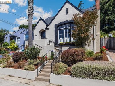 4093 Waterhouse Rd, Oakland, CA, 94602