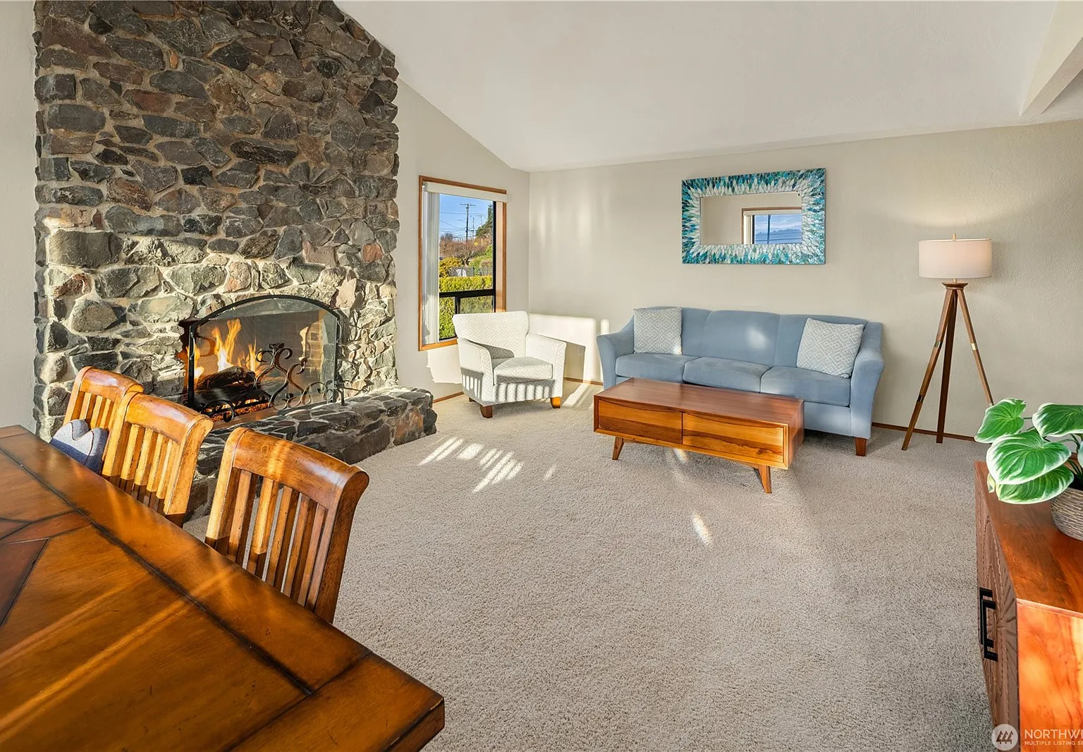4 bed, 3510 sqft, $3,995 — Photo 4