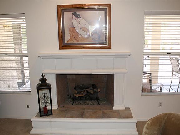 4th image of 15917 W Catalina Dr