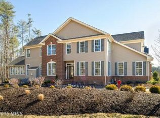 8421 Maple Brook Ln, Severn, MD 21144