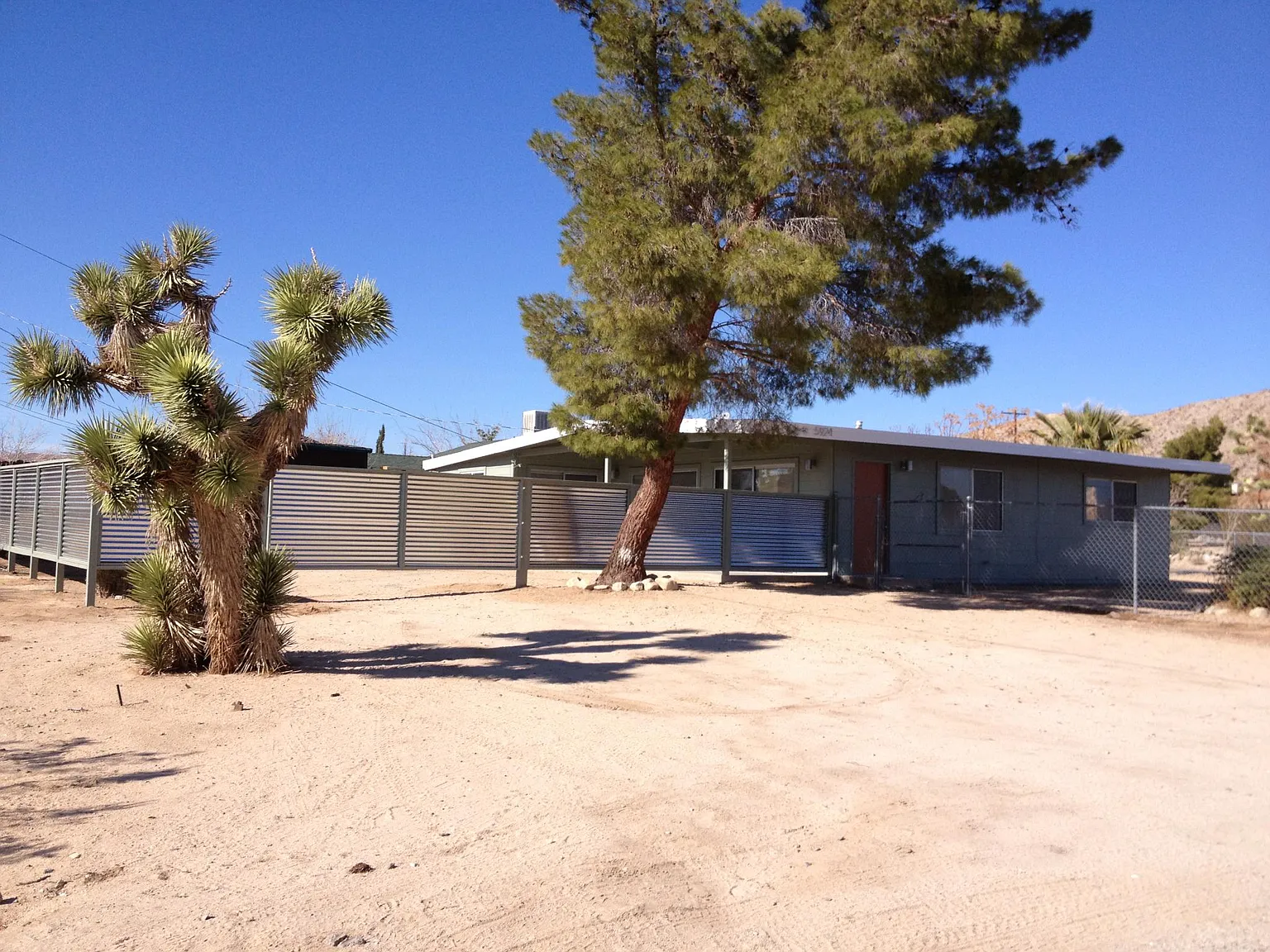 2 bed, 1056 sqft, $1,700 — Photo 2