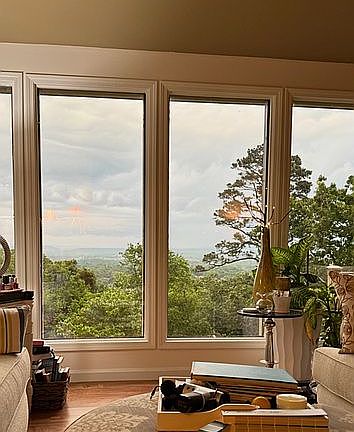 Living room-spectacular view