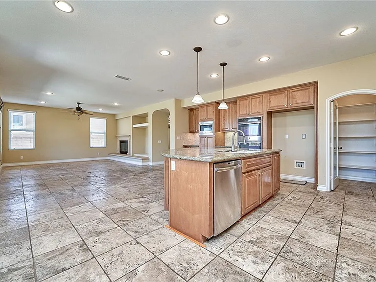 7870 Sanctuary — Photo 9