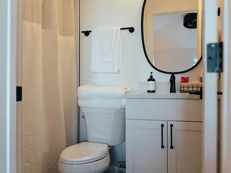 475 N Galapago St #2 — Photo 21