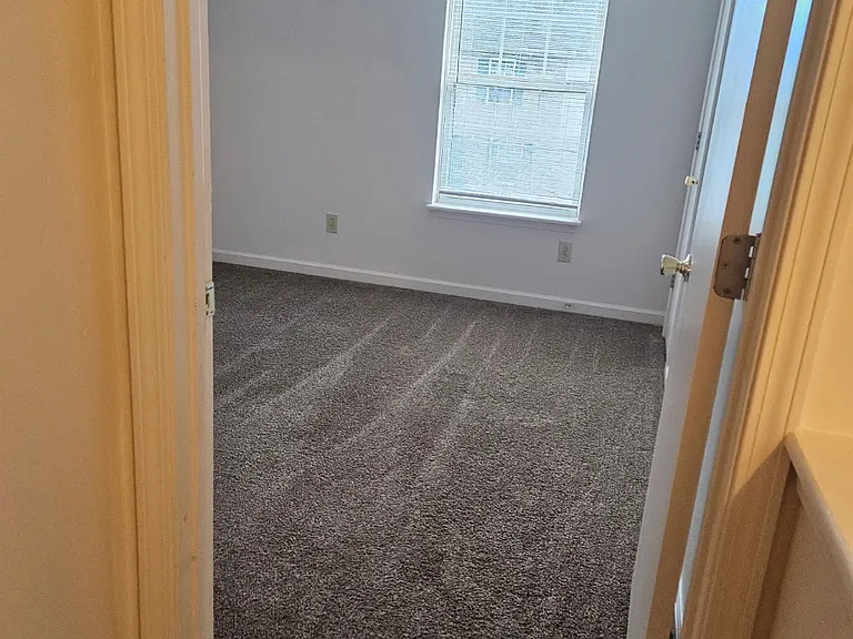 2304 Raleigh Ct #5 — Photo 15