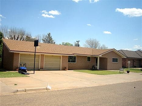1st image of 905 5th St