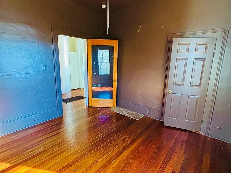 75 Arch St — Photo 10