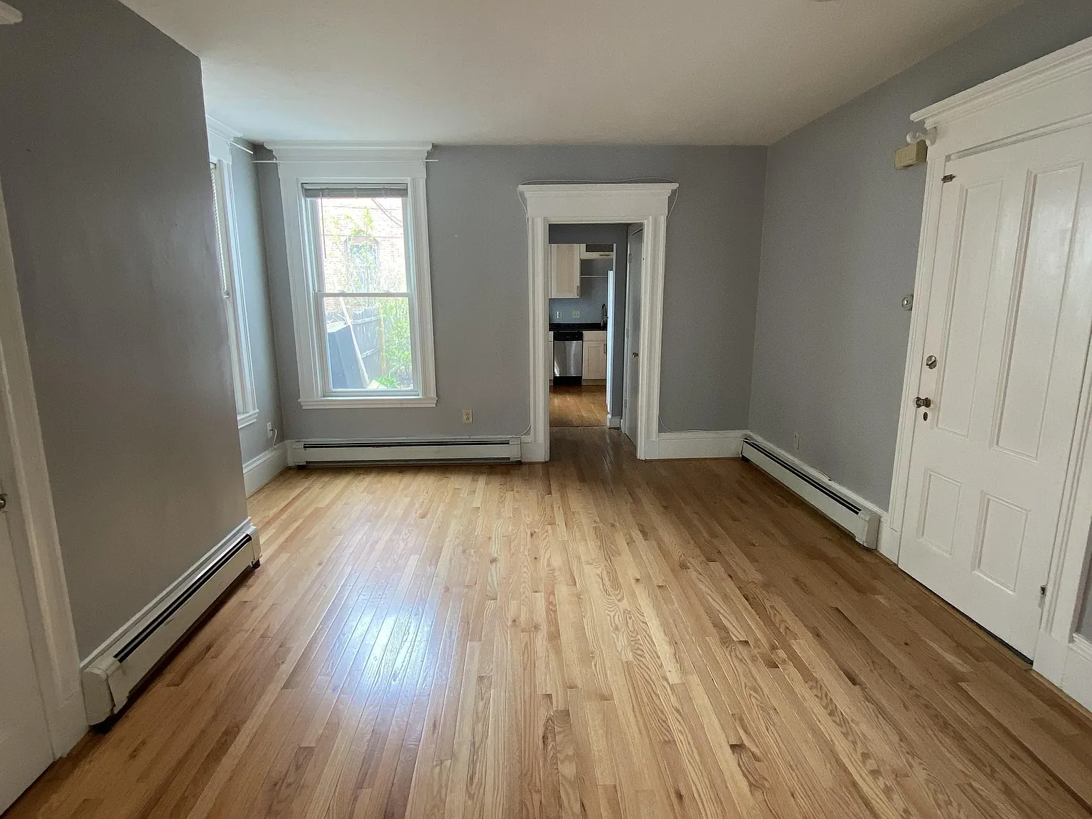 1 bed, 800 sqft, $3,250 — Photo 3