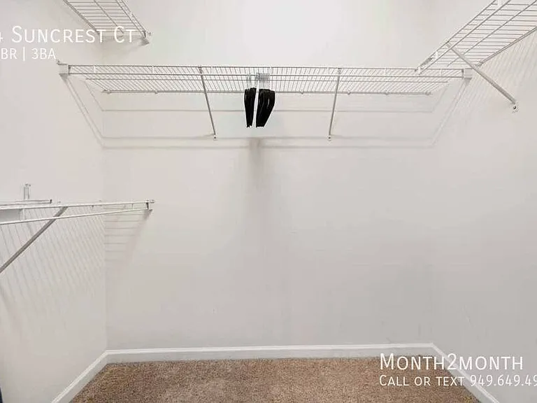 4 Suncrest Ct — Photo 24
