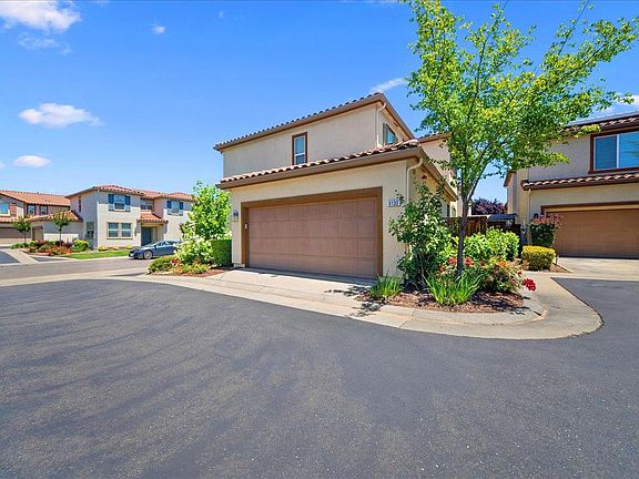 2nd image of 8130 Astaire Ln
