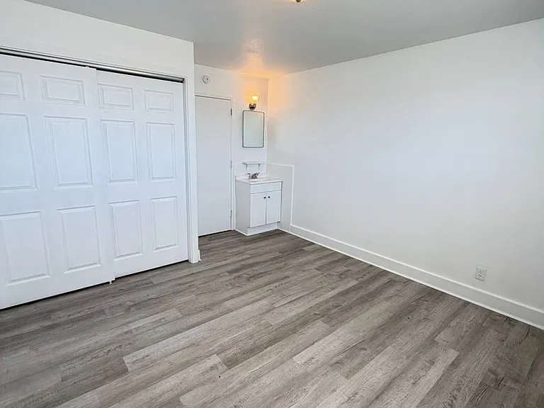 6379 Arnold Dr NE — Photo 3