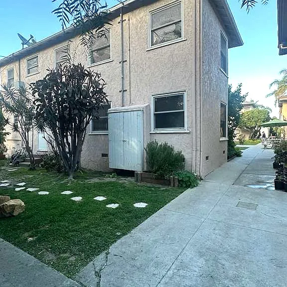 Alley access