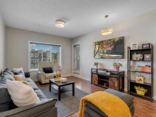 8 N Sage Hill Ter NW #108, Calgary, AB T3R 0W5