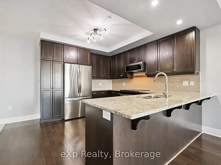 160 Macdonell St #308 — Photo 20