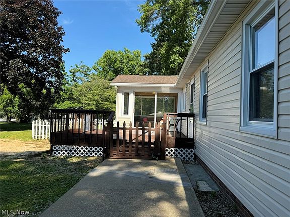 5th image of 638 Township Road 2850