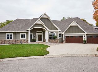 320 Arabian Dr, Jordan, MN 55352