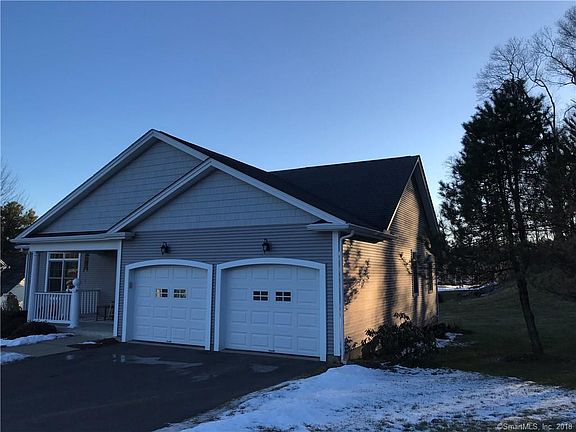 2nd image of 7 Amelia Ln #7