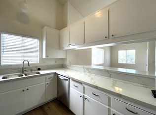 1158 Cypress Avenue, Hermosa Beach, CA 90254