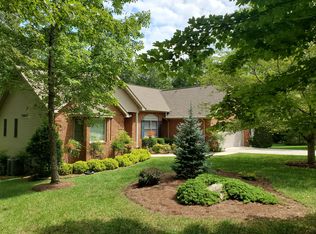 32 Kingsley Ct, Crossville, TN 38558