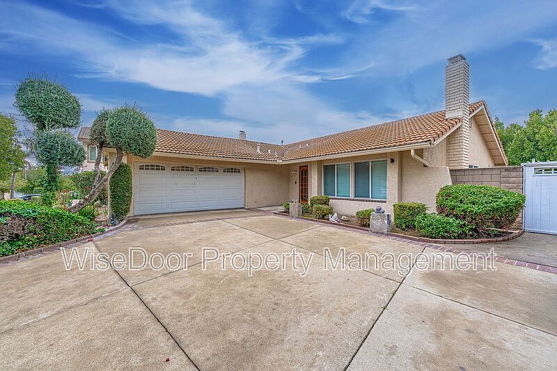 1st image of 1537 Fairwood Way