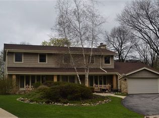 2449 Normandy Ln, Wauwatosa, WI 53226