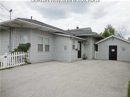 2nd image of 1141 Grosscup Ave