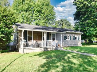 43 Madison St, Franklin, PA 16323
