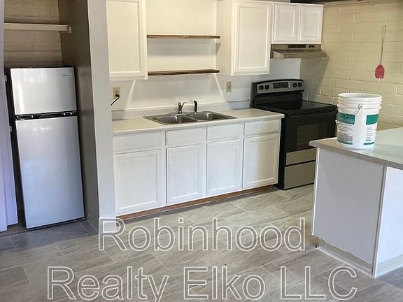 3rd image of 340 6th St #17